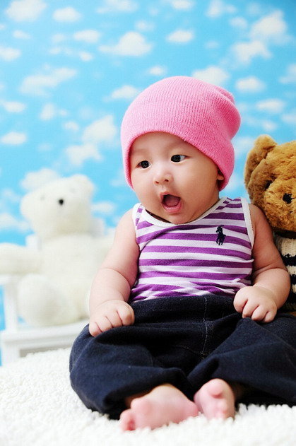 4个月15斤母乳宝宝医生说偏瘦? 母乳最好 篱笆