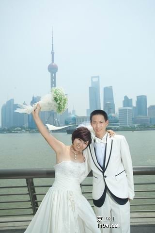 外滩拍婚纱照_上海外滩图片